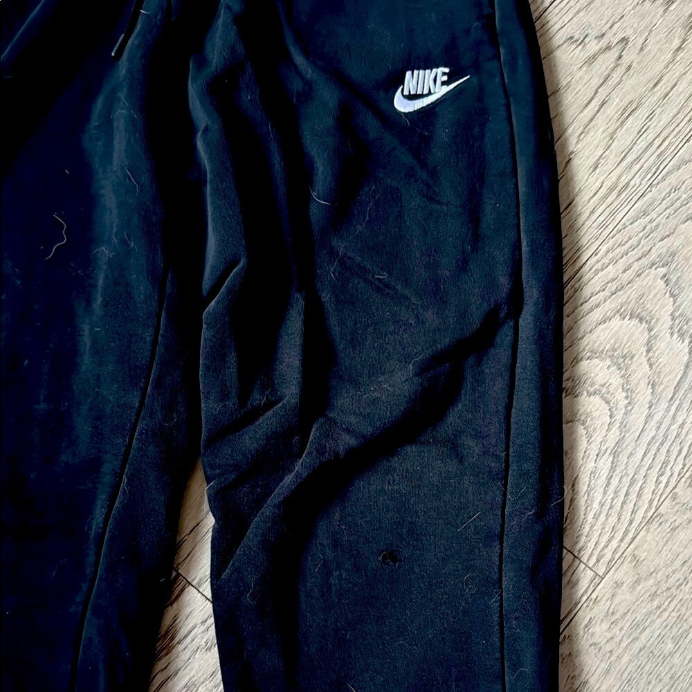 Nike Black Track Pants with Relaxed Fit - Picture 2 of 2